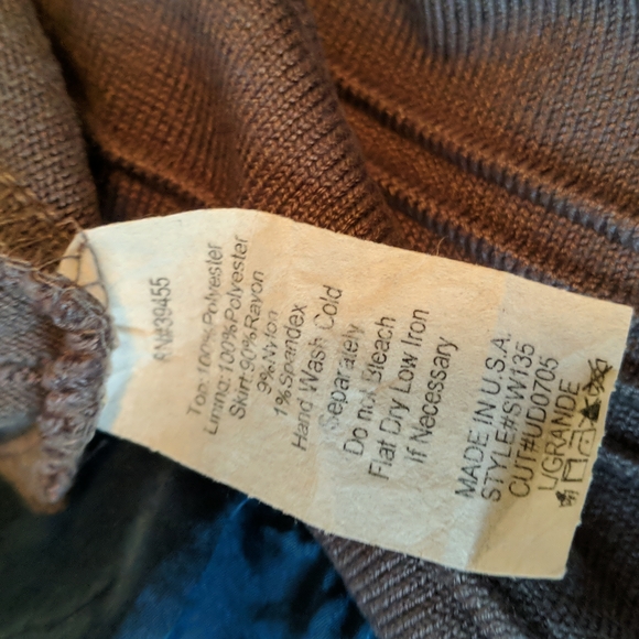 Dress - Picture 4 of 4